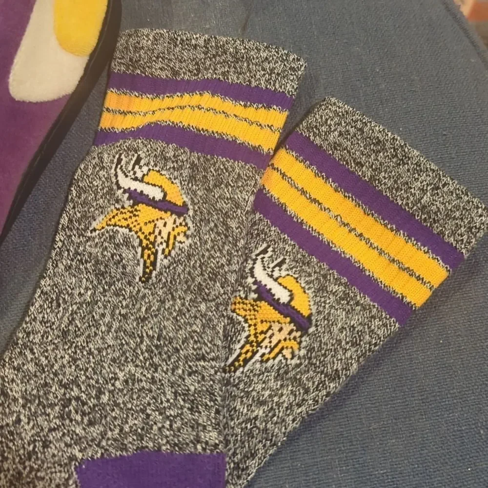 Vintage NFL MINNESOTA VIKINGS Socks & shoe slippers